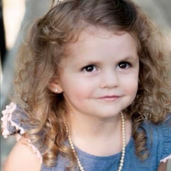 Meet your Posher, Anna - Picture 5 of 8